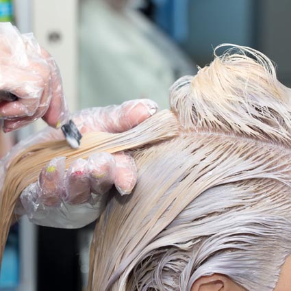 womens hair blonding service